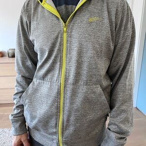 Men’s lightweight zip up hoodie